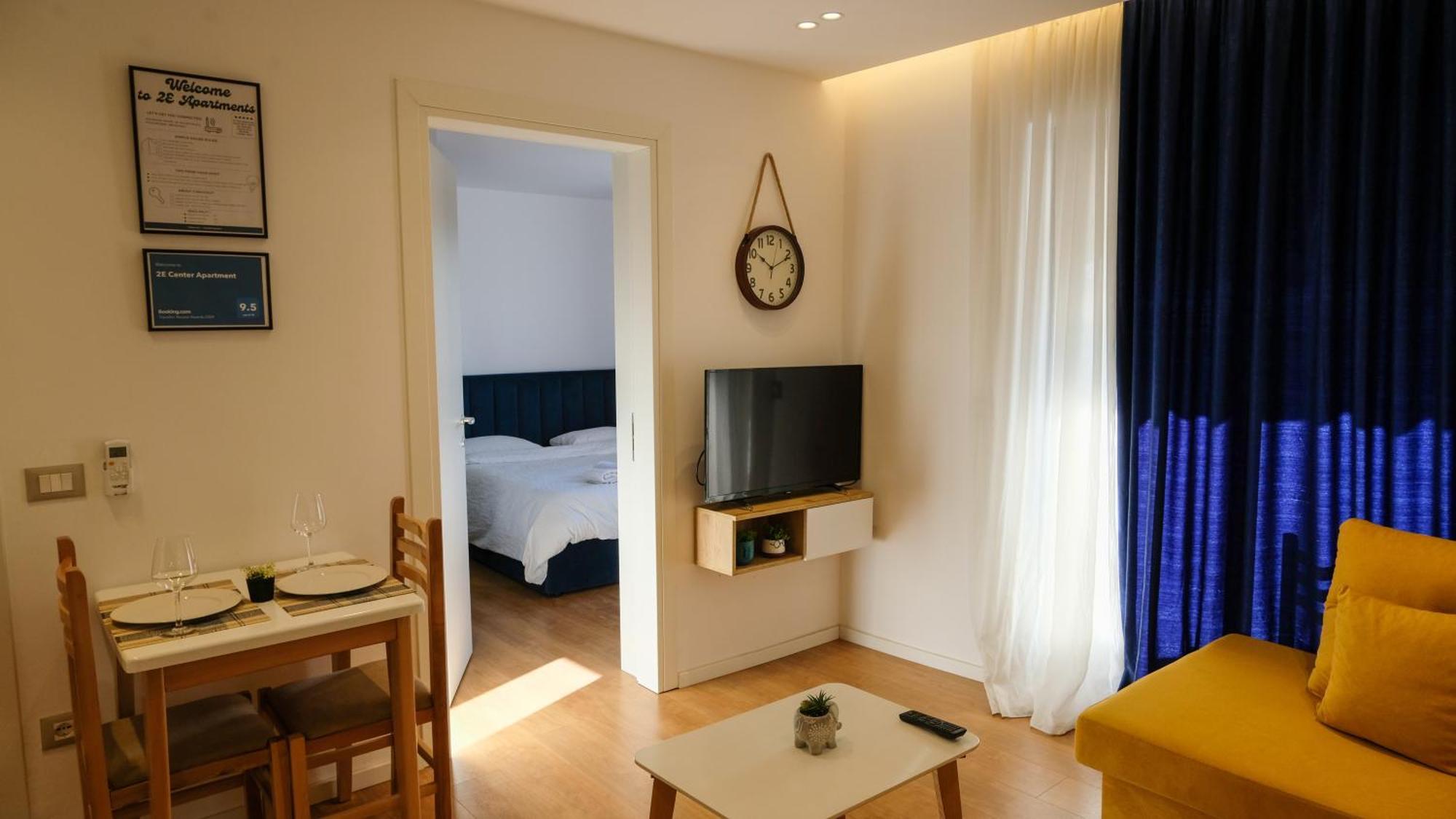 2E Center Apartment Tirana Kültér fotó